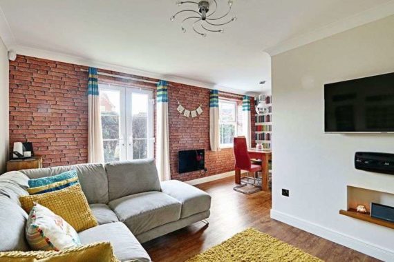 2 Bedroom Flat